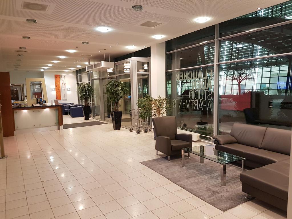 Отель Gastehaus Am Rptc Мюнхен Экстерьер фото