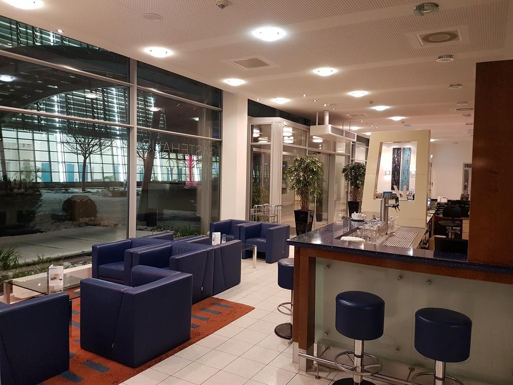 Отель Gastehaus Am Rptc Мюнхен Экстерьер фото